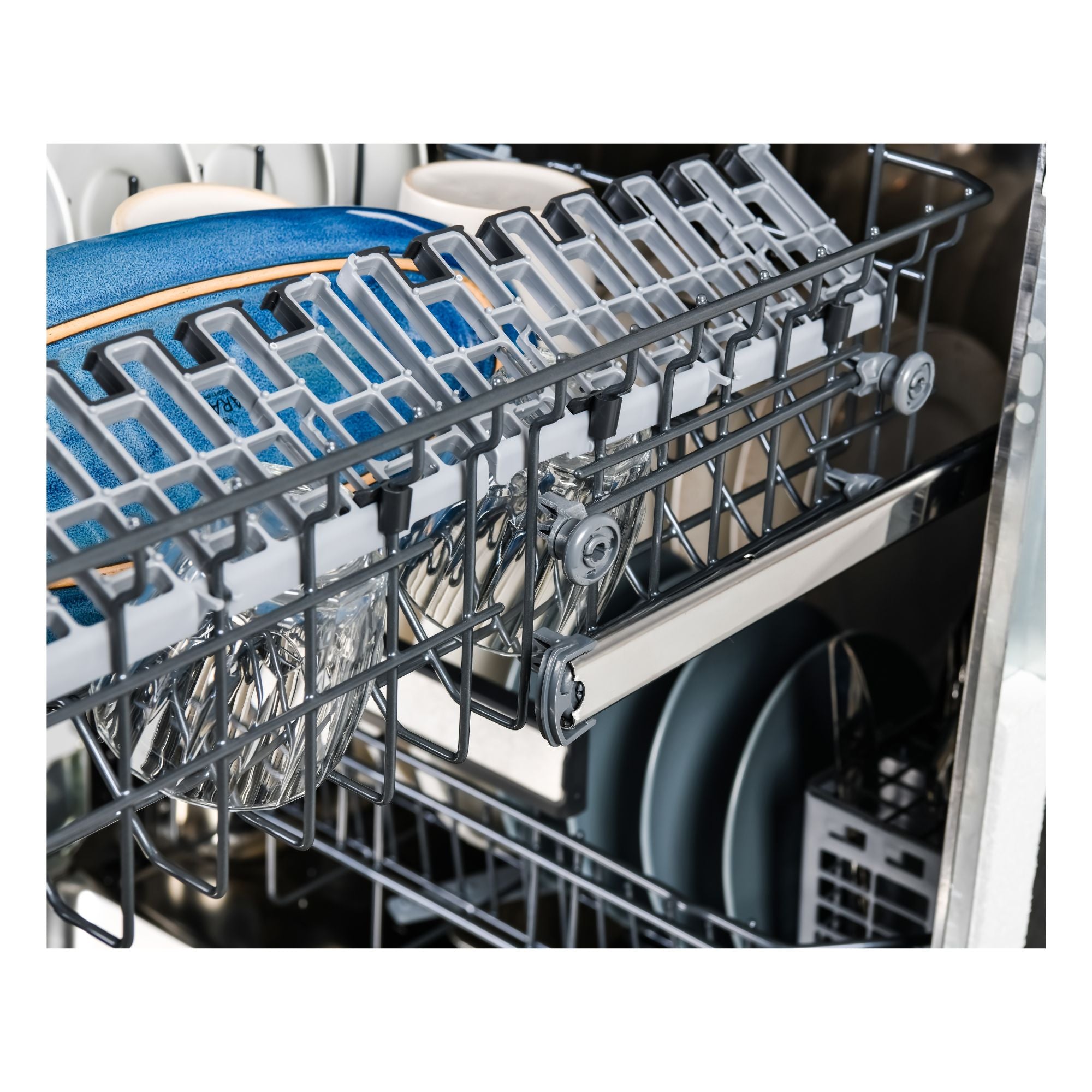 Kenmore 24" Dishwasher with UltraWash® System, SmartWash® and SmartDry™, White